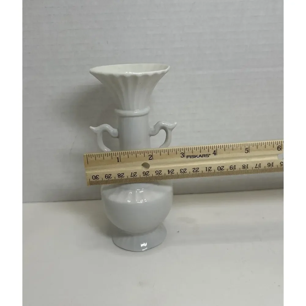 Vtg White Porcelain Bud 6